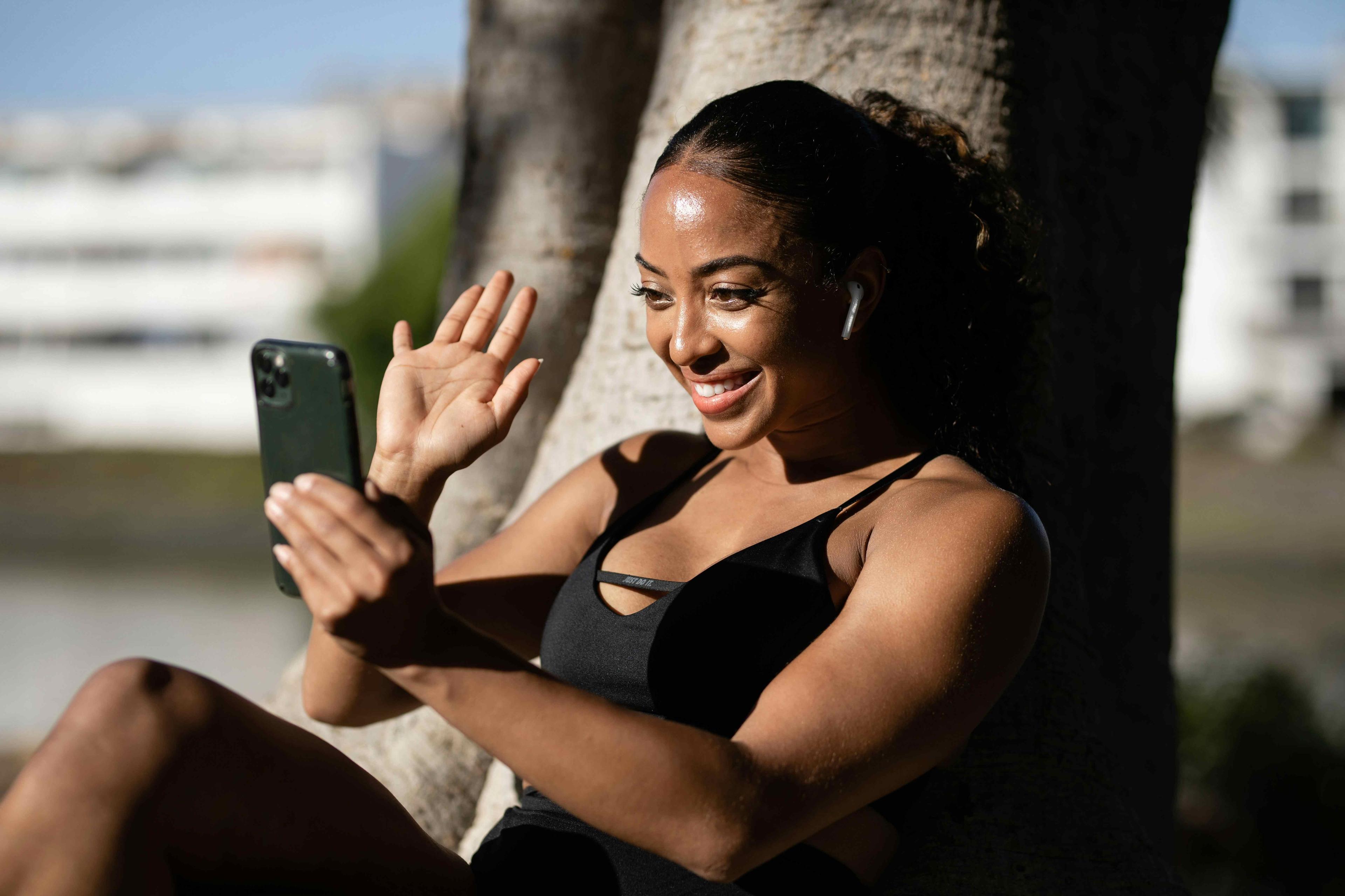 11 Creative and Fun Date Ideas for Your Next Phone Dates